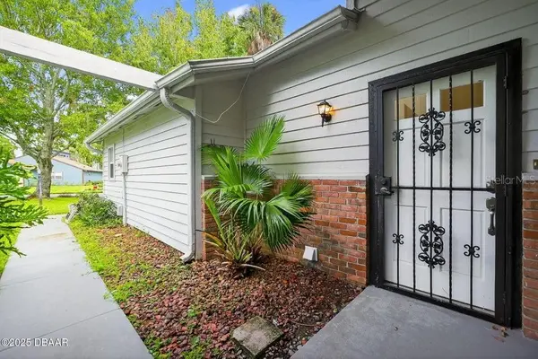236 GULL DR S, Daytona Beach, FL 32119