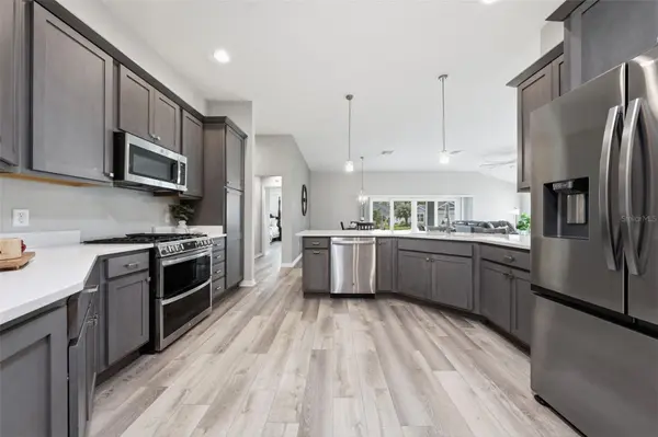 2006 OPPENHEIMER CT, The Villages, FL 34762