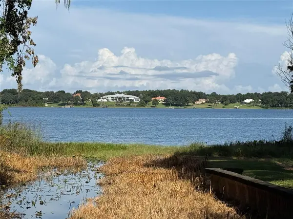 37751 LAKE DALHOUSIE DR, Eustis, FL 32736