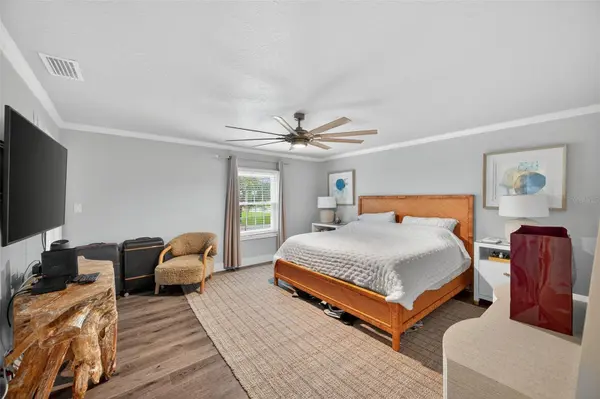 4924 BEACH DR SE #F, St Petersburg, FL 33705