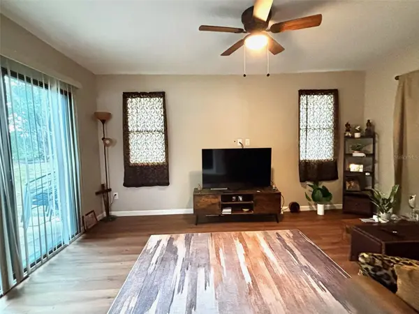8034 BADGER LN, New Port Richey, FL 34653