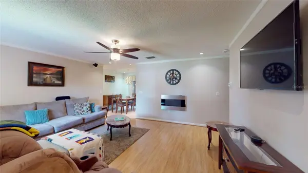 6960 PINECREST LN N, Pinellas Park, FL 33781