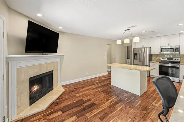 1683 WATERMARK CIR NE, St Petersburg, FL 33702