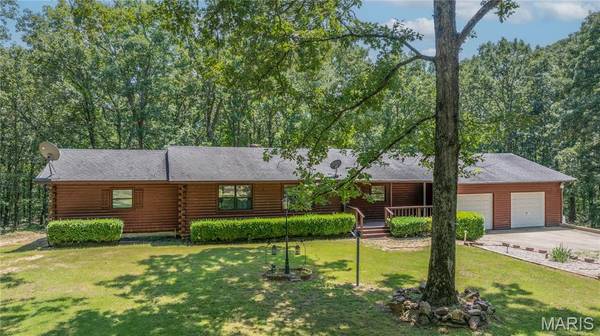 211 Whispering Hills LN, Wappapello, MO 63966