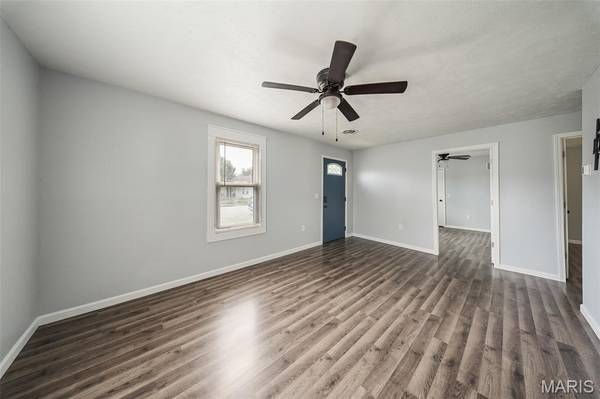 804 E Hunt ST, Salem, MO 65560