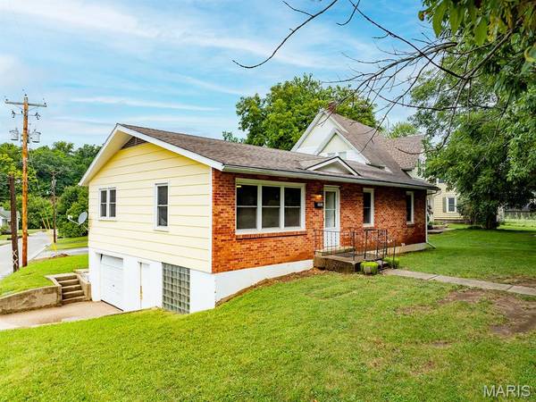 3001 Saint Marys AVE, Hannibal, MO 63401