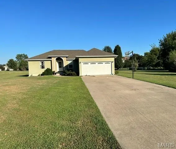 6 Judy DR, Sikeston, MO 63801