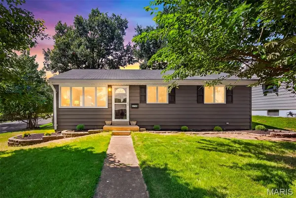 2701 Sibley ST, St Charles, MO 63301