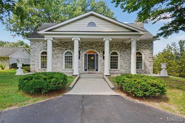13515 Bluff Hill Acres, Marthasville, MO 63357