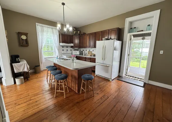 304 E Broadway, Mt. Carroll, IL 61053
