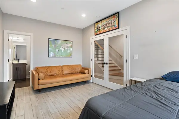 4442 S Drexel BLVD #G, Chicago, IL 60653