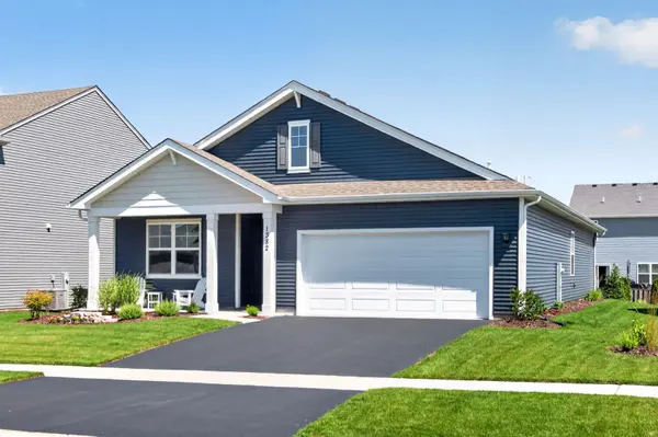 1382 Aspen LN, Pingree Grove, IL 60140