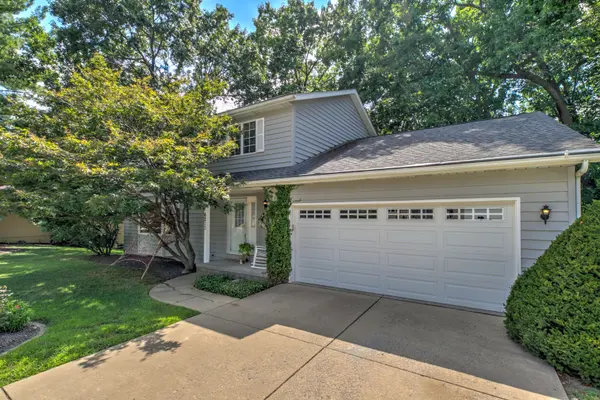 6211 N Teal Wood CIR, Peoria, IL 61615