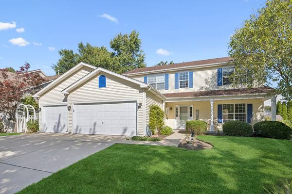 1804 Redwood LN, Mchenry, IL 60051