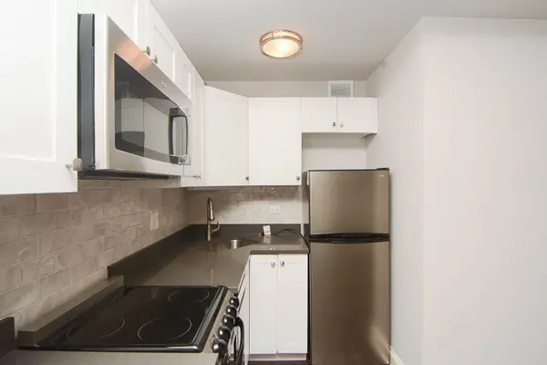640 W WRIGHTWOOD AVE #216, Chicago, IL 60614
