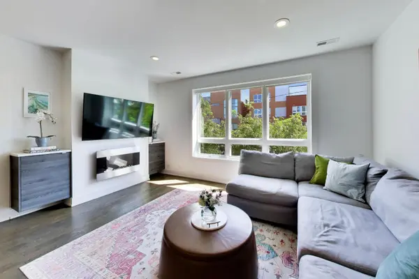 2736 N Ashland AVE #2S, Chicago, IL 60614
