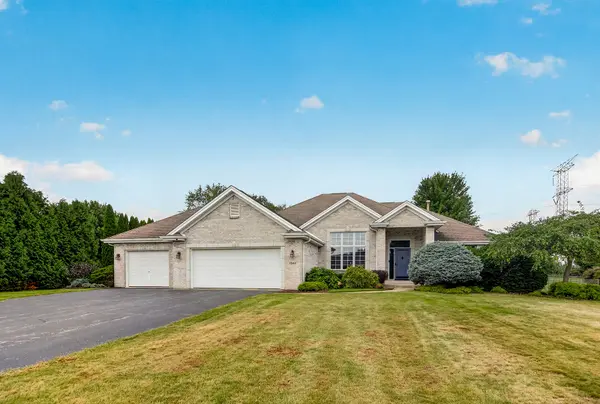 7848 Moore Hill CT, Belvidere, IL 61008