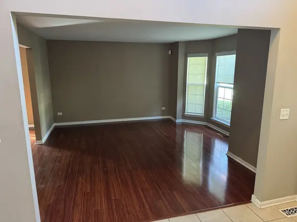 331 Berkeley DR, Bolingbrook, IL 60440