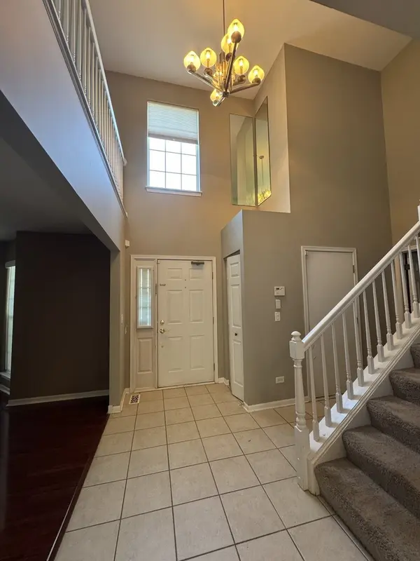331 Berkeley DR, Bolingbrook, IL 60440