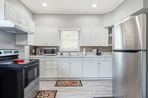 708 S Bentley ST, Marion, IL 62959
