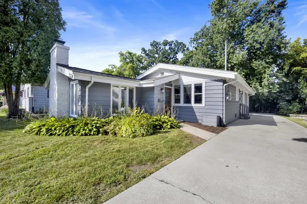 376 N WEST AVE, Elmhurst, IL 60126
