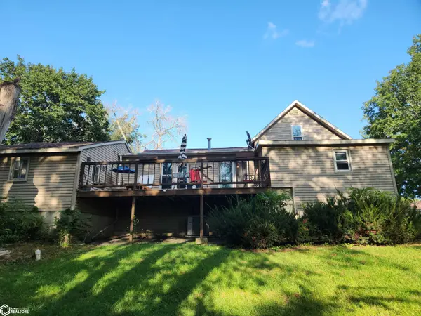 24 N Gaylord, Nora Springs, IA 50458