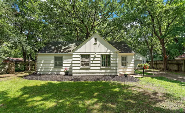 8827 Lincoln ST NE, Blaine, MN 55434