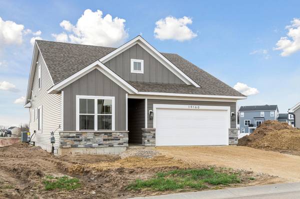 19160 Cloverleaf WAY, Farmington, MN 55024