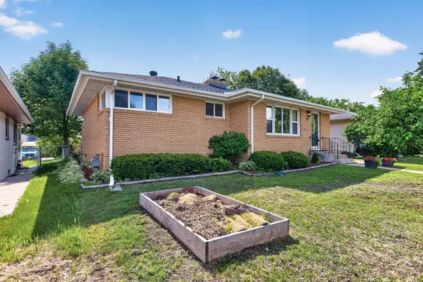 4324 Queen AVE N, Minneapolis, MN 55412