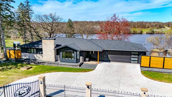 12221 Hillton RD, Little Falls, MN 56345