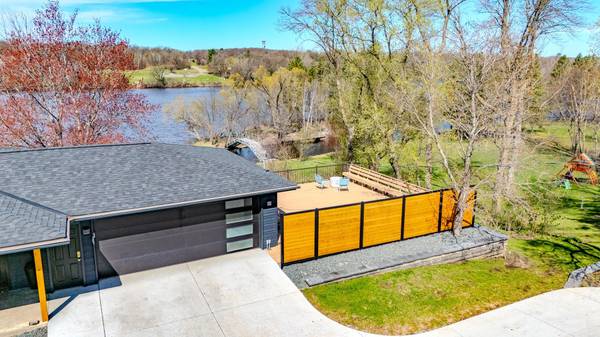 12221 Hillton RD, Little Falls, MN 56345
