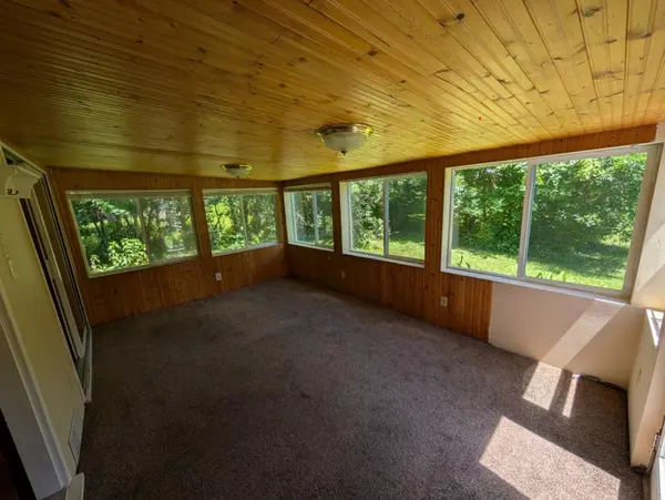 3800 Park LN, Spring Park, MN 55384
