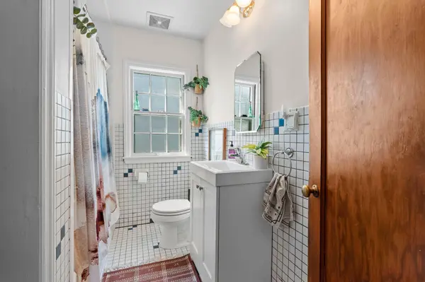 986 Galvin AVE, West Saint Paul, MN 55118