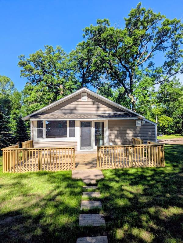 13800 Linden Tree RD, Grasston, MN 55030