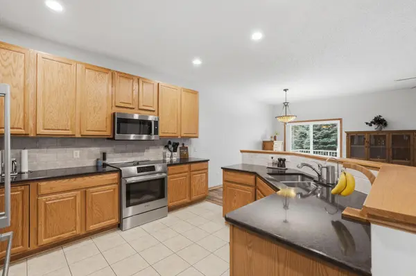 10812 Thone CIR, Woodbury, MN 55129