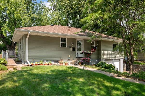 1309 Kilmer AVE, Saint Louis Park, MN 55426