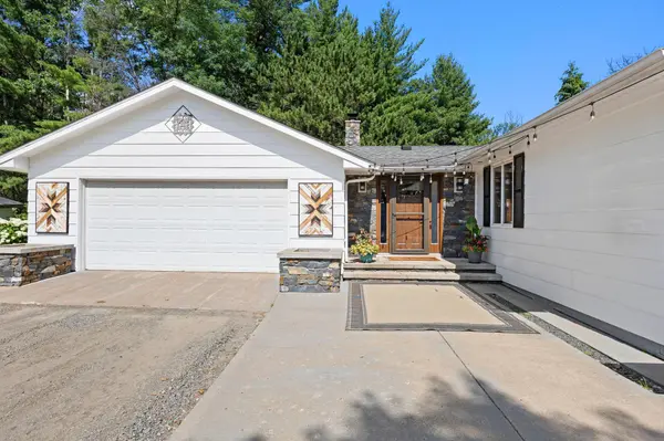 3097 325th AVE NW, Cambridge, MN 55008