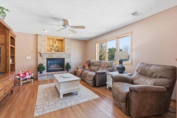17892 Impala PATH, Lakeville, MN 55044