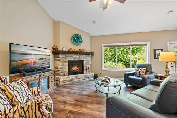 2356 Cottage Wood DR SW, Nisswa, MN 56468