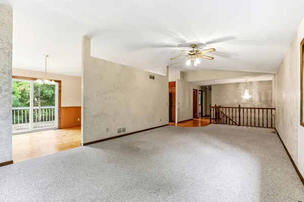 39258 Harder Pkwy, North Branch, MN 55056