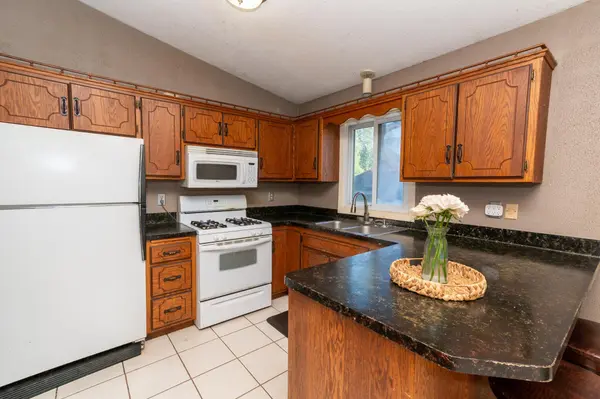 7733 Kentucky AVE N, Brooklyn Park, MN 55445