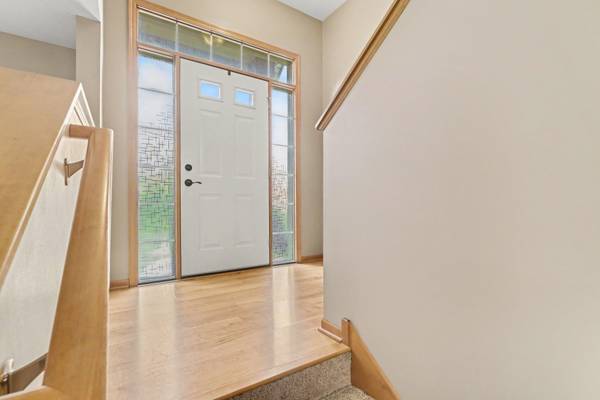 11743 Emery Village DR N, Champlin, MN 55316