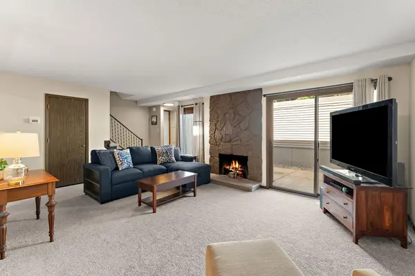 1224 Wagon Wheel RD, Hopkins, MN 55343