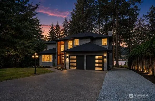 6817 193rd AVE E, Bonney Lake, WA 98391