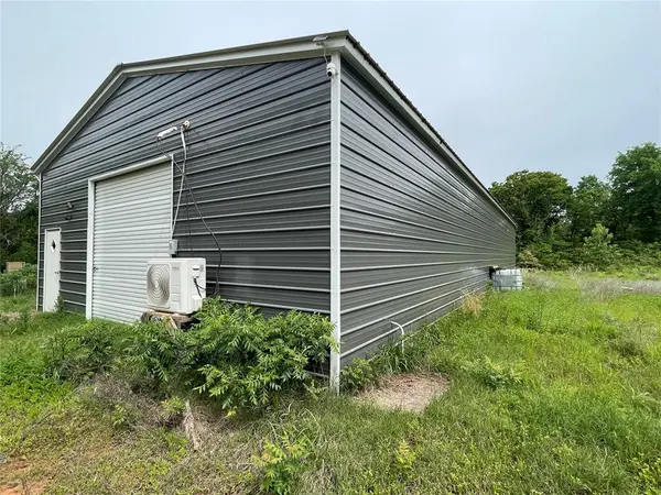 18851 E Deercreek RD, Lexington, OK 73051