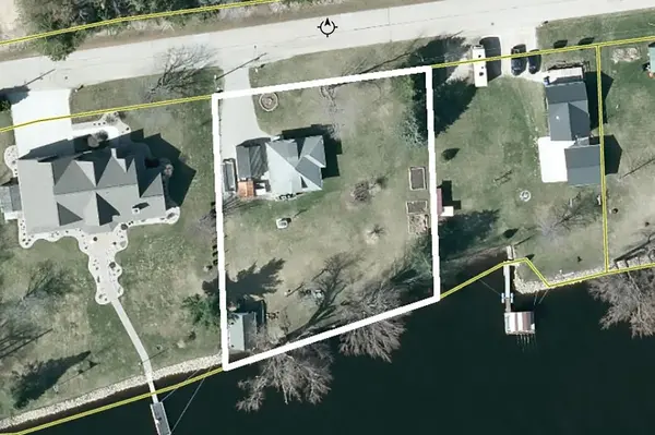 1414 W NORTH WATER ST, New London, WI 54961-1006