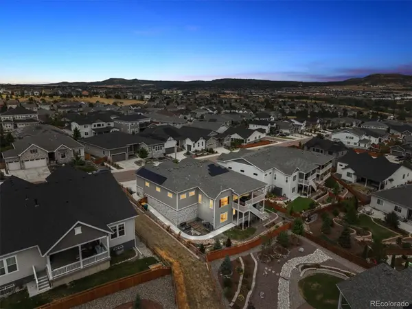 2852 Morningbird LN, Castle Rock, CO 80109