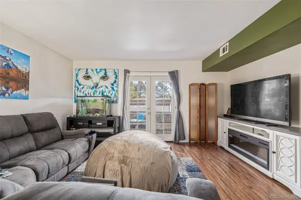 2241 Coronado Pkwy #B, Denver, CO 80229