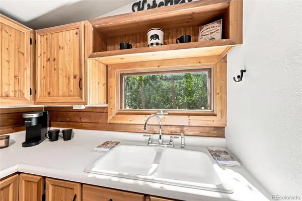 464 Long Trail RD, Black Hawk, CO 80422