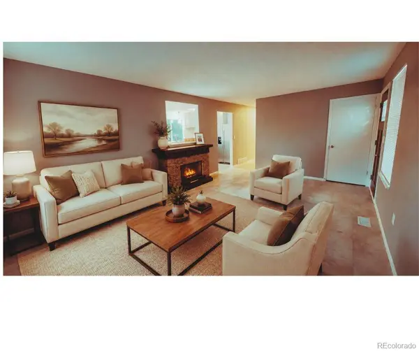 2832 S Mobile ST, Aurora, CO 80013